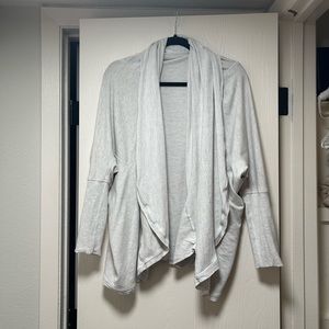 Women’s Lululemon To and Flow Wrap- size 6